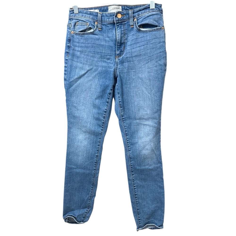 Universal Thread Women's Skinny Jeans in Blue